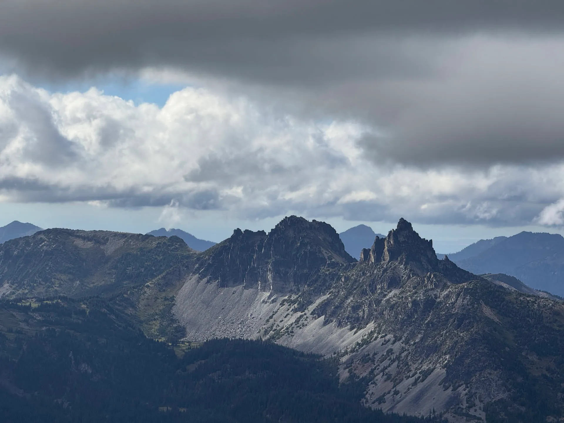 Sluiskin Mountains from 2nd Burroughs